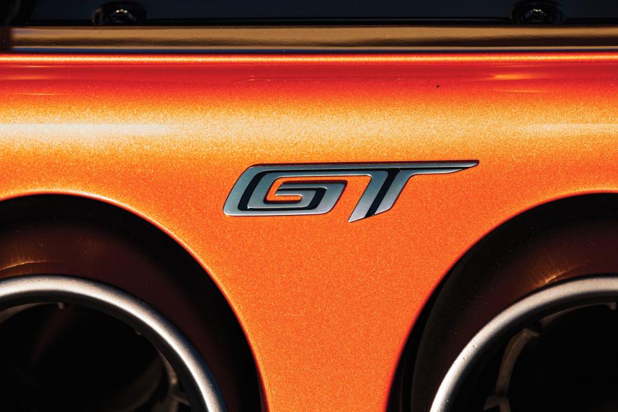 Логотип Ford GT Beryllium Orange (H063) 2017 года  (фото 24 из 27)